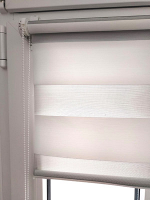 Рулонная штора, День-Ночь Аравия 7493-01 65x160
Рулонная штора, День-Ночь Аравия 7493-01 65x160