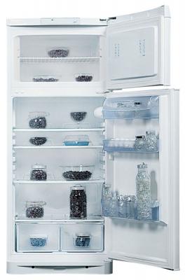 Холодильник с морозильником Indesit NTA 14 R - вид спереди