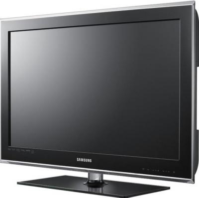 Телевизор Samsung LE37D551K2W - спереди