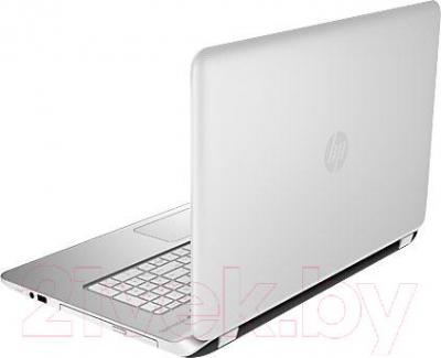 Ноутбук HP Pavilion 17-f169nr (K6Y37EA) - вид сзади