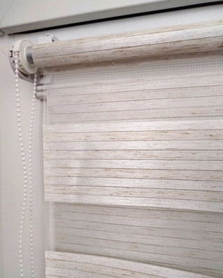 

Рулонная штора, День-Ночь Li 604 140x160