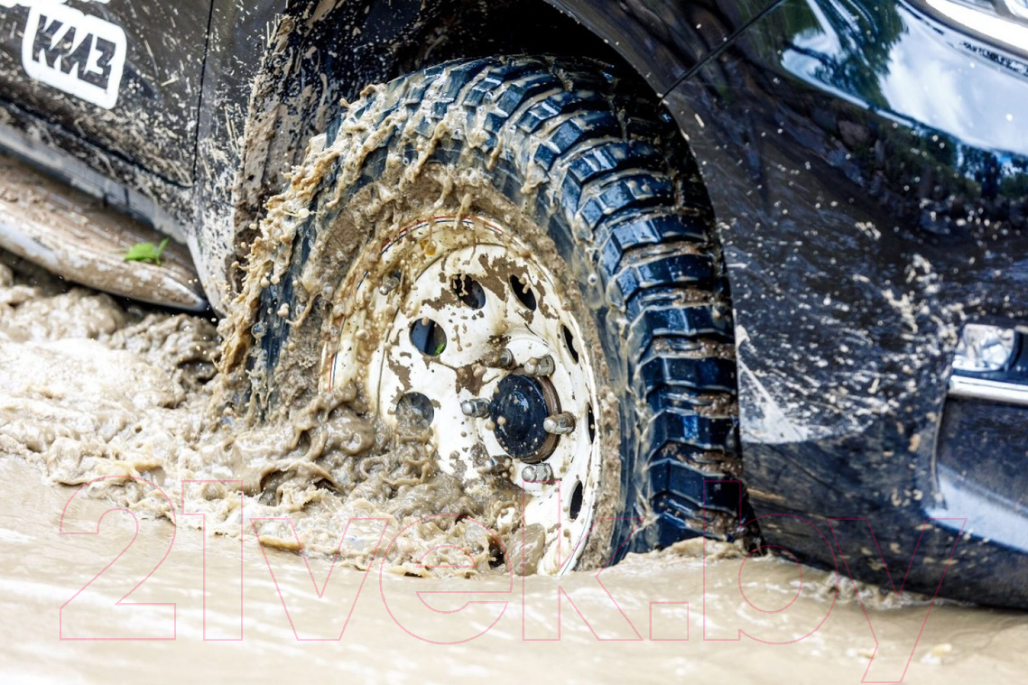 Всесезонная шина BFGoodrich Mud-Terrain T/A KM3 235/75R15 110/107Q