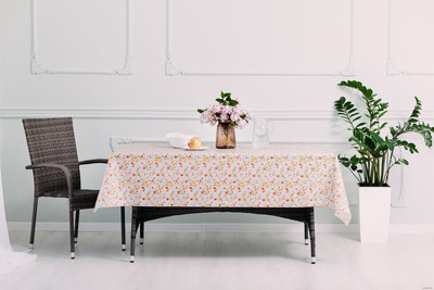 

Скатерть, Горница 706 Летняя прогулка