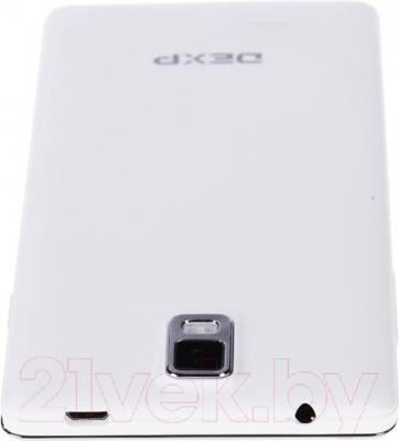 Смартфон DEXP Ixion E 5" (белый) - вид сверху