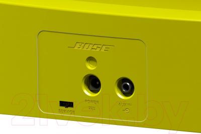 Мультимедийная док-станция Bose SoundDock XT (Yellow) - разъемы на задней панели