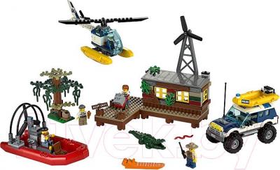 Конструктор Lego City Секретное убежище воришек (60068) - общий вид