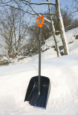 Лопата для уборки снега Fiskars 1026794