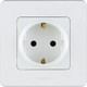 Розетка с рамкой Legrand Inspiria 673720 с заземлением + 673930 (белый/белый) -