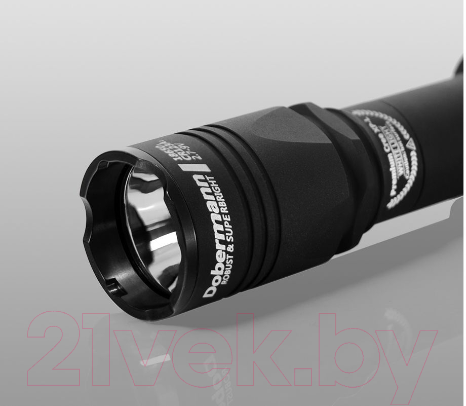 Фонарь Armytek Dobermann XP-L HI / F02003BW