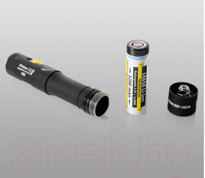 Фонарь Armytek Prime C2 Pro Magnet USB XHP35 / F05901SC (белый)