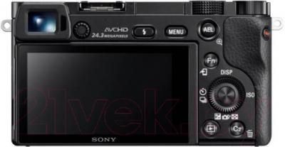 Беззеркальный фотоаппарат Sony ILC-E6000B Body - вид сзади