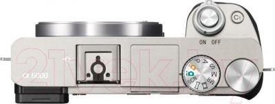 Беззеркальный фотоаппарат Sony ILC-E6000LW - вид сверху