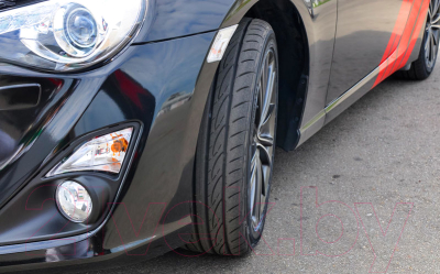 Летняя шина Yokohama Advan Fleva V701 225/50R18 99W