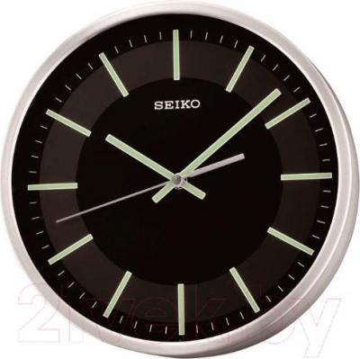 Настенные часы Seiko QXA618A