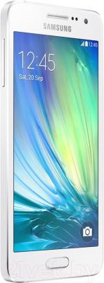 Смартфон Samsung Galaxy A3 / A300F/DS (белый)