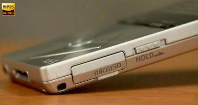 MP3-плеер Sony NWZ-A17S (64Gb) - разъем для карт памяти