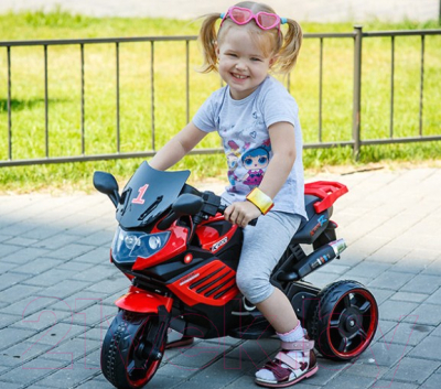 Детский мотоцикл Miru TR-X169 (синий) - Фото товара другой расцветки в эксплуатации