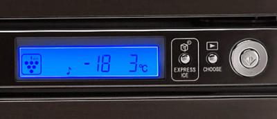 Холодильник с морозильником Sharp SJ-F800SPBK - дисплей