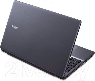 Ноутбук Acer Aspire E5-571G-36MP (NX.MLZER.010) - вид сзади