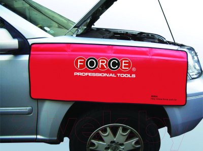 Накидка защитная магнитная на авто Force 88804