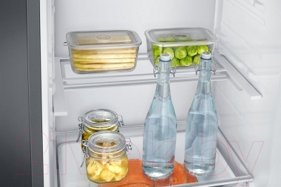 Холодильник с морозильником Samsung RB37J5240SS/WT