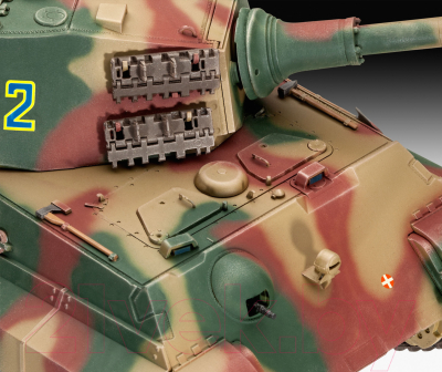 Сборная модель Revell Немецкий тяжелый танк Tiger II Ausf. B 1:35 / 03249