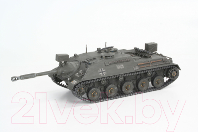 Сборная модель Revell Немецкий истребитель танков Kanonenjagdpanzer 1:35 / 03276