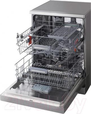 Посудомоечная машина Hotpoint-Ariston LFF 8M121 CX EU - общий вид с открытой дверцей