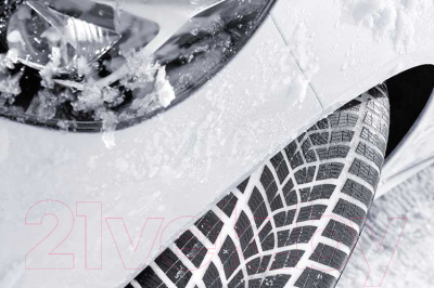 Изображение товара Зимняя шина Goodyear UltraGrip Performance+ 245/50R18 104V