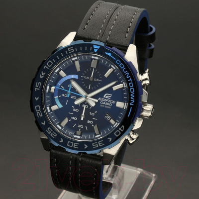 Часы наручные мужские Casio EFR-566BL-2AVUEF