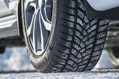 Зимняя шина Goodyear UltraGrip Ice SUV Gen-1 245/55R19 107T (только 1 шина)