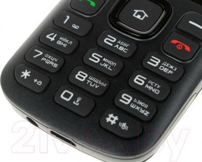 Мобильный телефон DEXP Larus С2 (черный) - кнопки