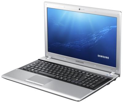 Ноутбук Samsung RV515 (NP-RV515-A01RU) - спереди сбоку