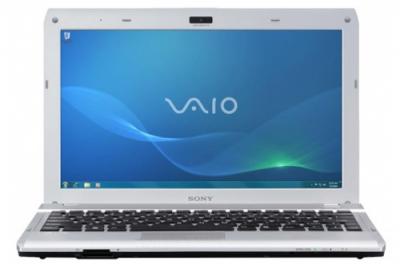 Ноутбук Sony VAIO VPCYB3Q1R/S - спереди