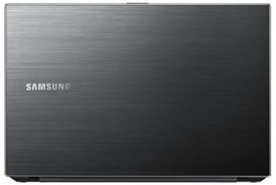 Ноутбук Samsung 305V5A (NP-305V5A-T02RU) - вид на крышку