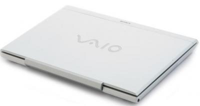 Ноутбук Sony VAIO VPCSB3M1R/W - закрытый