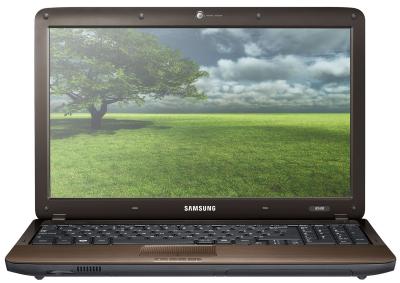 Ноутбук Samsung R540 (NP-R540-JS0CRU) - спереди