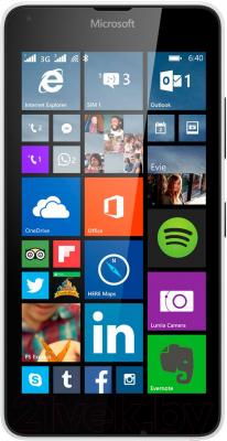 Смартфон Microsoft Lumia 640 Dual (белый) - общий вид
