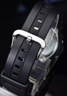 Часы наручные мужские Casio AWG-M100B-1AER - ремешок