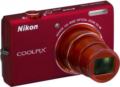 Компактный фотоаппарат Nikon Coolpix S6200 (Red) - общий вид