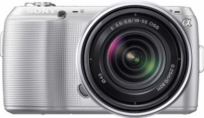 Беззеркальный фотоаппарат Sony NEX-C3K Silver - вид спереди