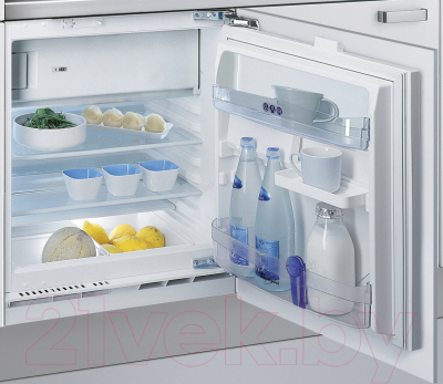 Встраиваемый холодильник Whirlpool ARG 590/A+ - общий вид