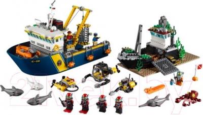 Конструктор Lego City Корабль исследователей морских глубин (60095) - общий вид
