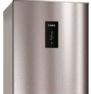 Холодильник с морозильником AEG S96391CTX2