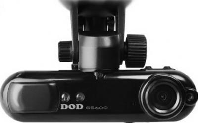 Автомобильный видеорегистратор DOD GS600 - фронтальный вид