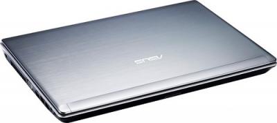 Ноутбук Asus U40SD-WX064V  - Вид в закрытом состоянии
