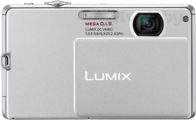 Компактный фотоаппарат Panasonic Lumix DMC-FP1EE-S - вид спереди