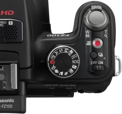 Беззеркальный фотоаппарат Panasonic Lumix DMC-FZ100  - общий вид