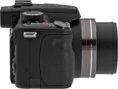 Беззеркальный фотоаппарат Panasonic Lumix DMC-FZ100  - вид сбоку