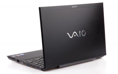 Ноутбук Sony VAIO VPCSE1V9R/B - сзади